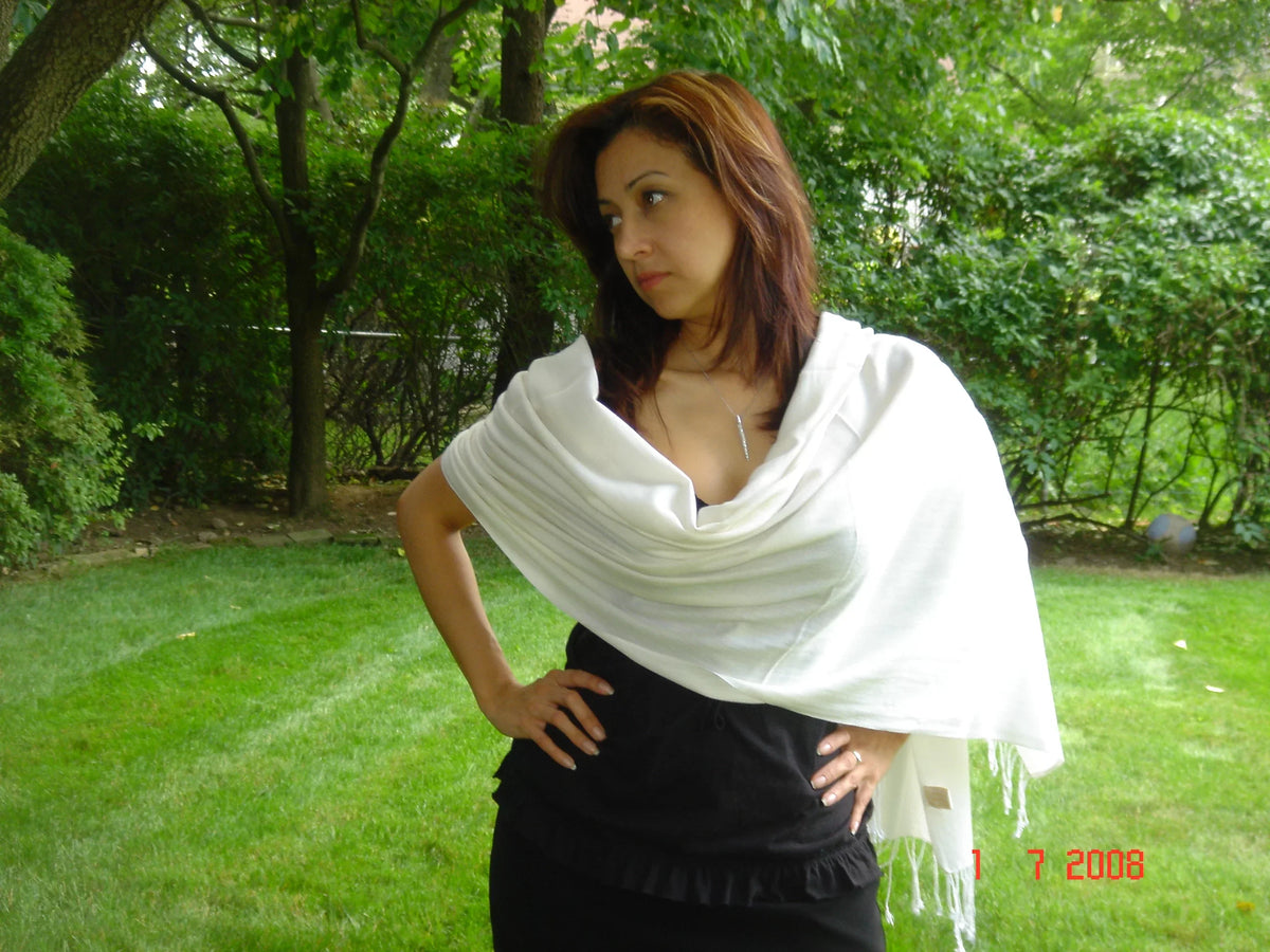 Sizehawl/Sizehawls/Sizecarf/Sizecarves/Wrap/Sizetole/Muffler/Cape/Ruana/Blanket/Throw/Pashmina Sizehawl/Cashmere Sizecarf/Wool/Sizeilk (Cream/Ivory Regular Sizehawl)