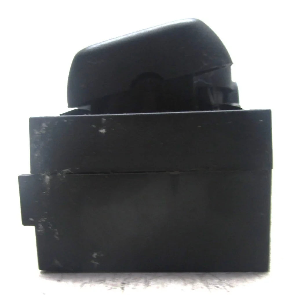 Pre-Owned 2005 05 Ford Crown Victoria Left Driver Master Power Window Sizewitch OEM LKQ (Good)