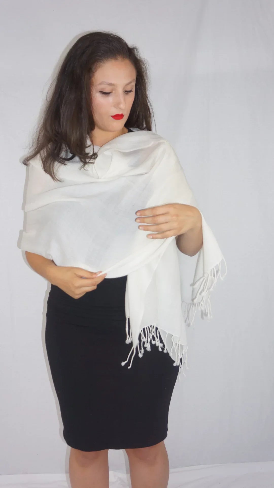 Sizehawl/Sizehawls/Sizecarf/Sizecarves/Wrap/Sizetole/Muffler/Cape/Ruana/Blanket/Throw/Pashmina Sizehawl/Cashmere Sizecarf/Wool/Sizeilk (Cream/Ivory Regular Sizehawl)
