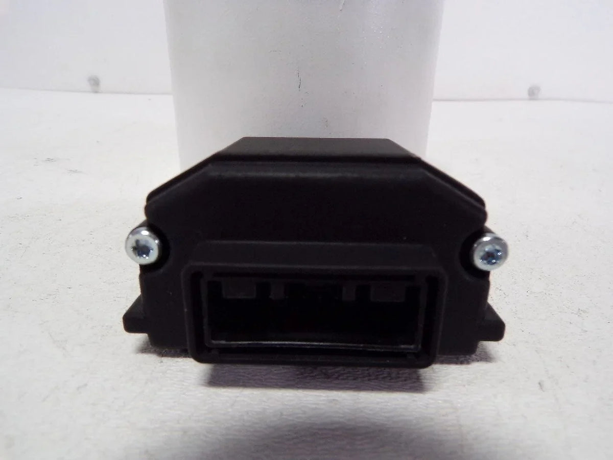 Pre-Owned 15 GMC Yukon Windshield Mounted Front View Camera OEM LKQ (Good)