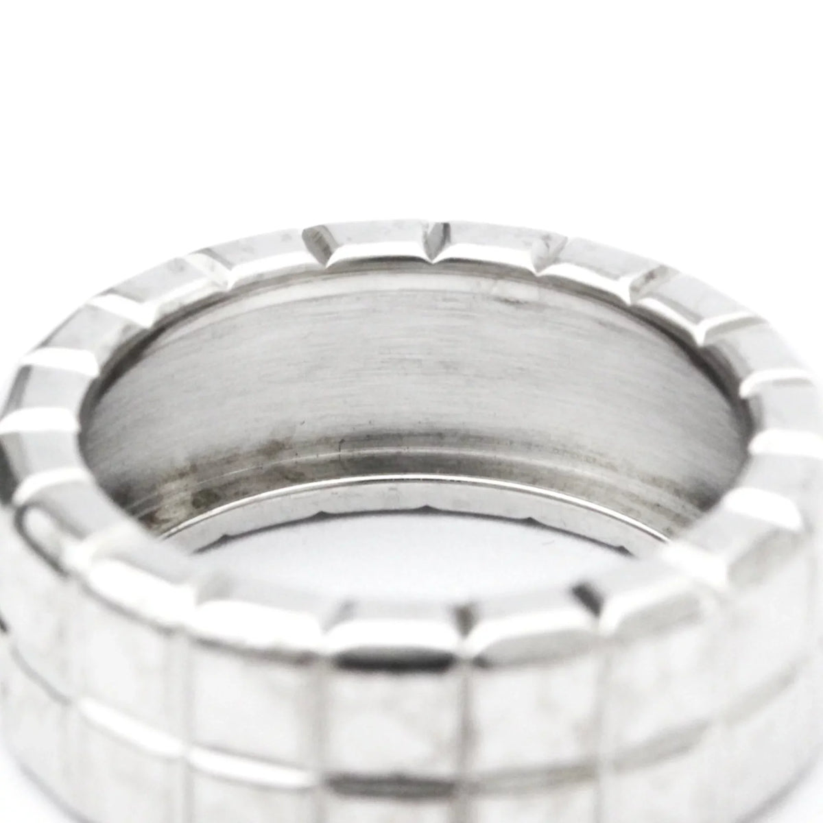 Pre-Owned Chopard Ice Cube 82/3790 Ivory Gold (18K) Fashion Diamond Band Ring (Good)