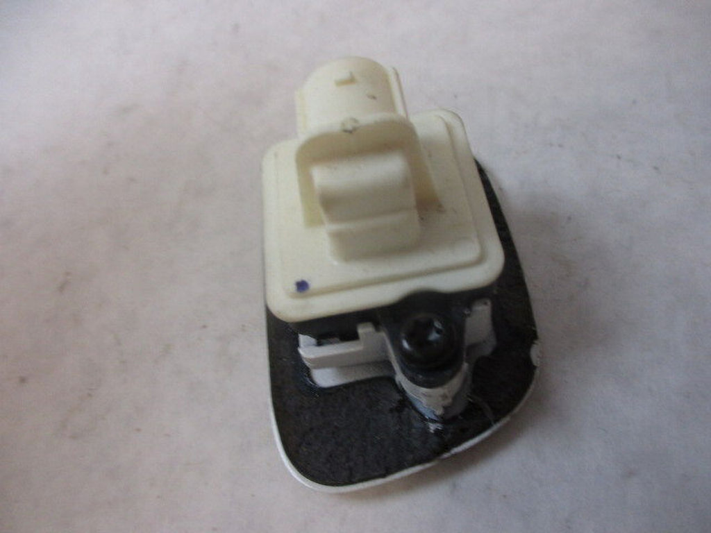 Pre-Owned 2014-2018 Jeep Cherokee REar View Camera Ivory 56038991AH OEM LKQ (Good)